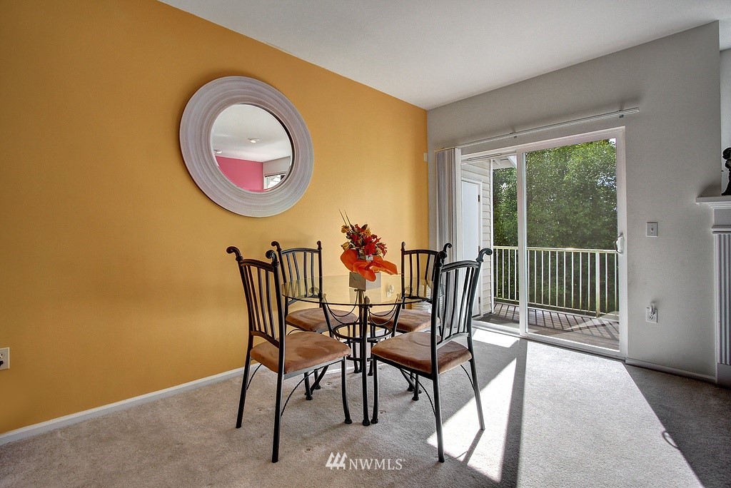 4901 Lake Place South, Unit B Renton, WA 98055 - Photo 5 of 25 Gallery Image 5