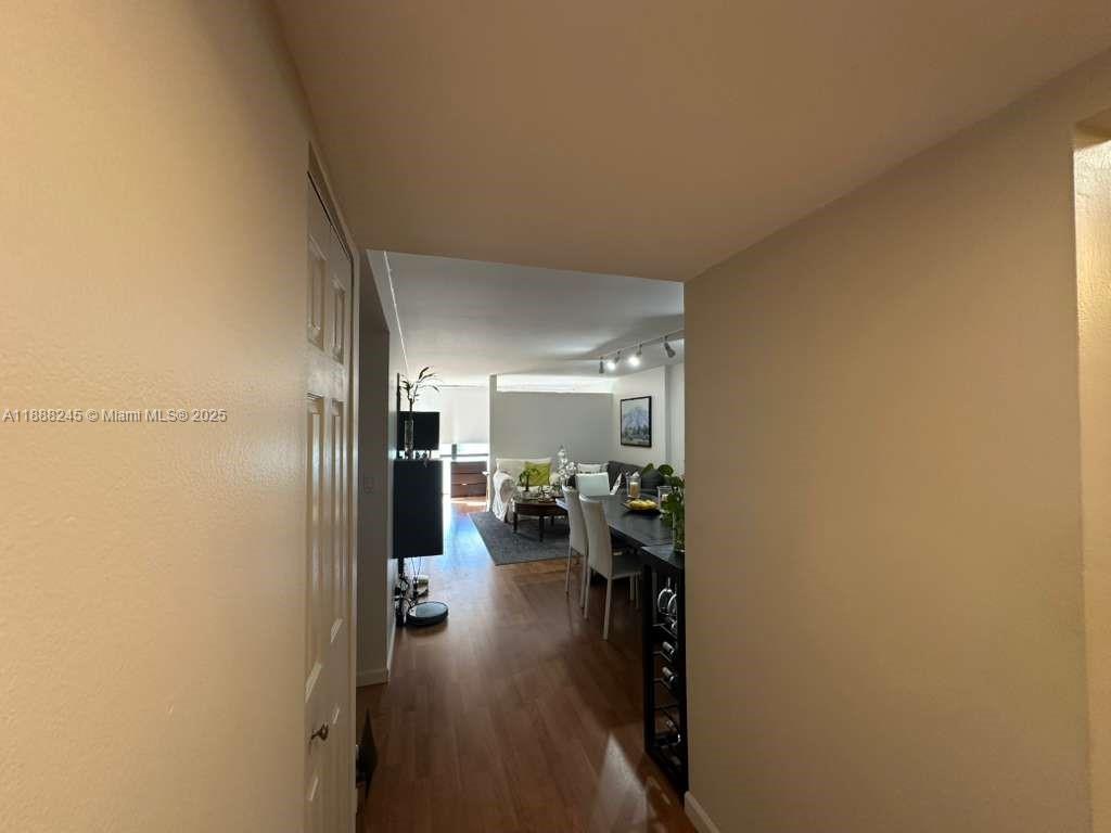 1000 Parkview Drive, Unit 627 Hallandale Beach, FL 33009 - Photo 26 of 27