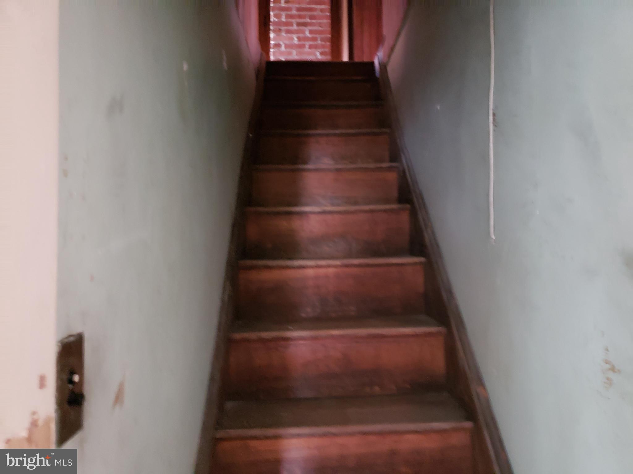 413 North Bend Road Baltimore, MD 21229 - Photo 30 of 32 STAIRS TO 3RD FLOOR