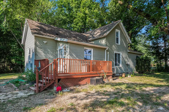 $205,000 | 3823 Oxbow Road, Sodus, MI 49126