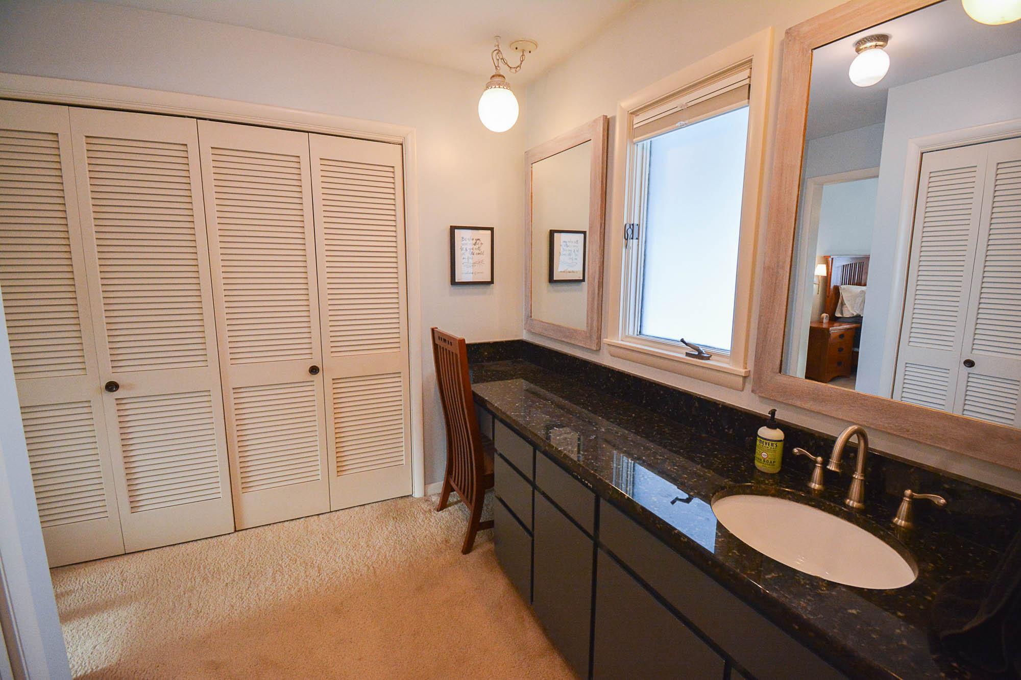 1410 Folwell Drive Southwest Rochester, MN 55902 - Photo 12 of 40