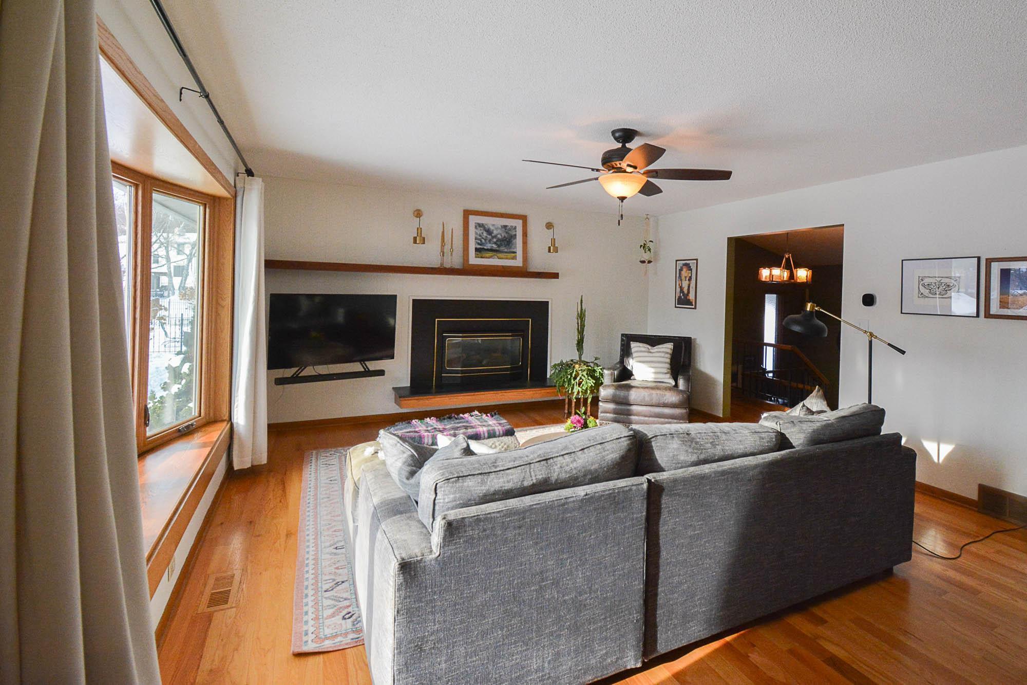 1410 Folwell Drive Southwest Rochester, MN 55902 - Photo 3 of 40