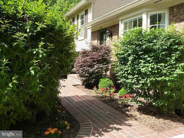 12351 Lima Lane Reston, VA 20191 - Photo 14 of 28 a view of a garden with potted plants