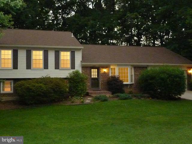 12351 Lima Lane Reston, VA 20191 - Photo 27 of 28 a view of house with garden