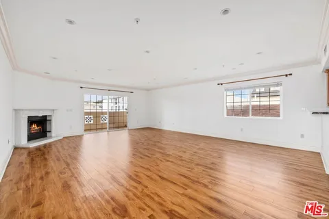 $1,149,500 | 1948 Malcolm Avenue, Unit 305, Los Angeles, CA 90025
