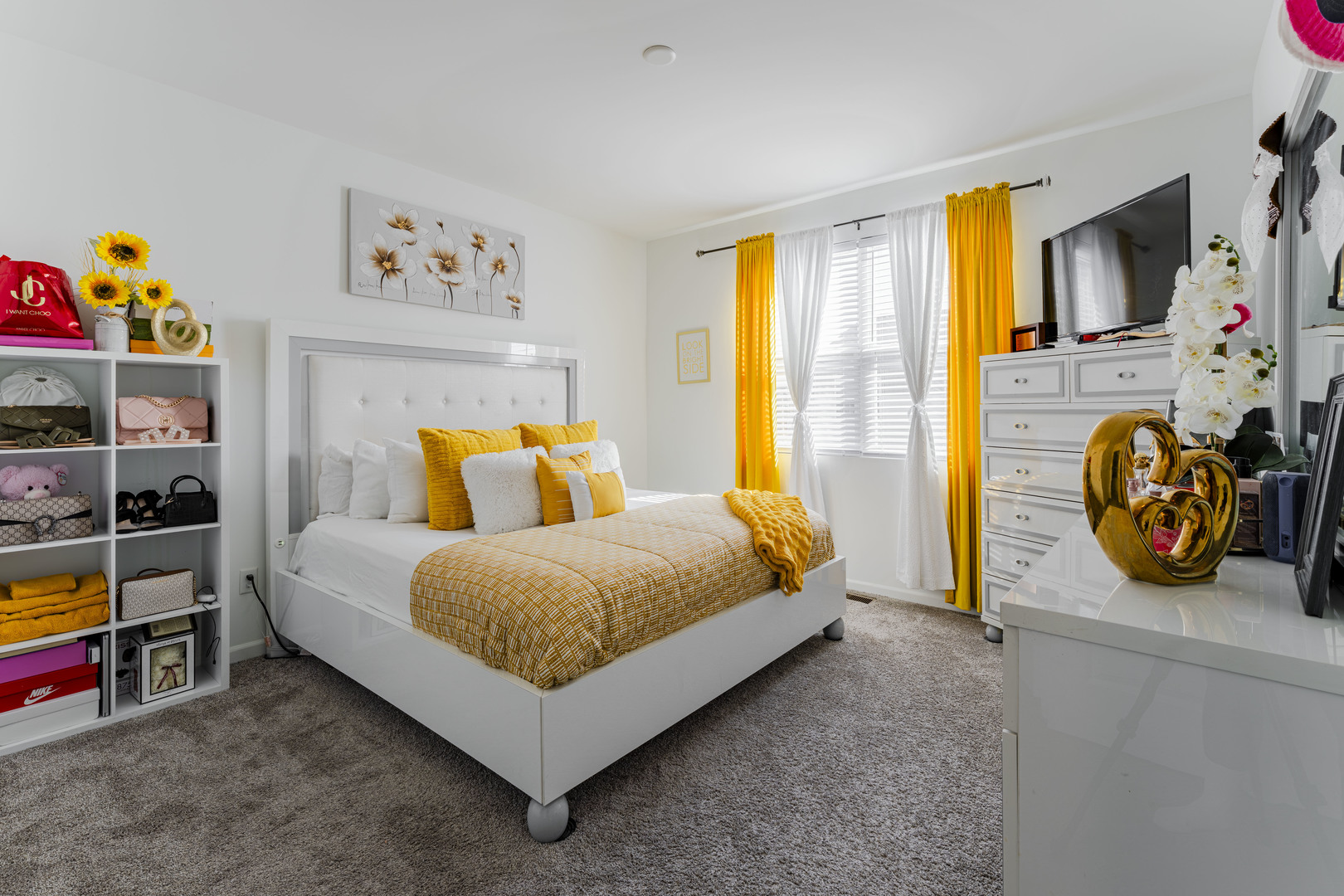 482 Comstock Road South Elgin, IL 60177 - Photo 14 of 23 a spacious bedroom with a bed and a window