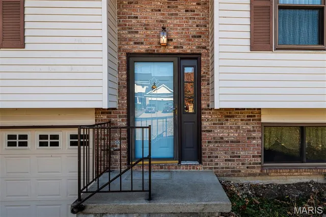 $245,000 | 2222 Parkton Way, Barnhart, MO 63012