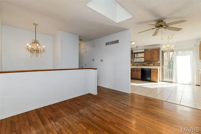 $245,000 | 2222 Parkton Way, Barnhart, MO 63012