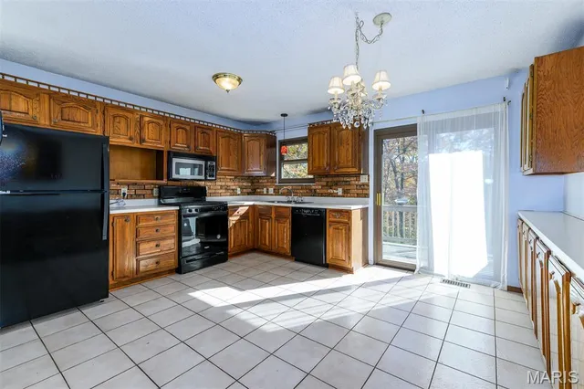 $245,000 | 2222 Parkton Way, Barnhart, MO 63012