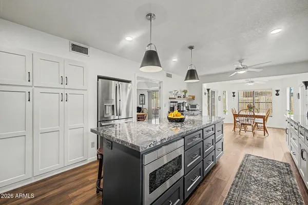 $895,000 | 8421 South Kenwood Lane, Tempe, AZ 85284