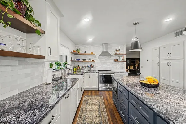 $895,000 | 8421 South Kenwood Lane, Tempe, AZ 85284