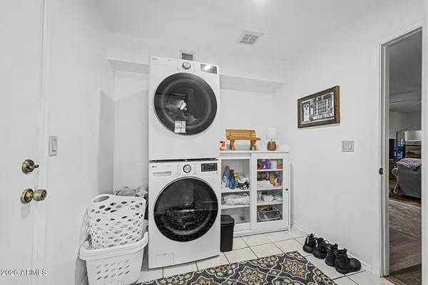 $895,000 | 8421 South Kenwood Lane, Tempe, AZ 85284