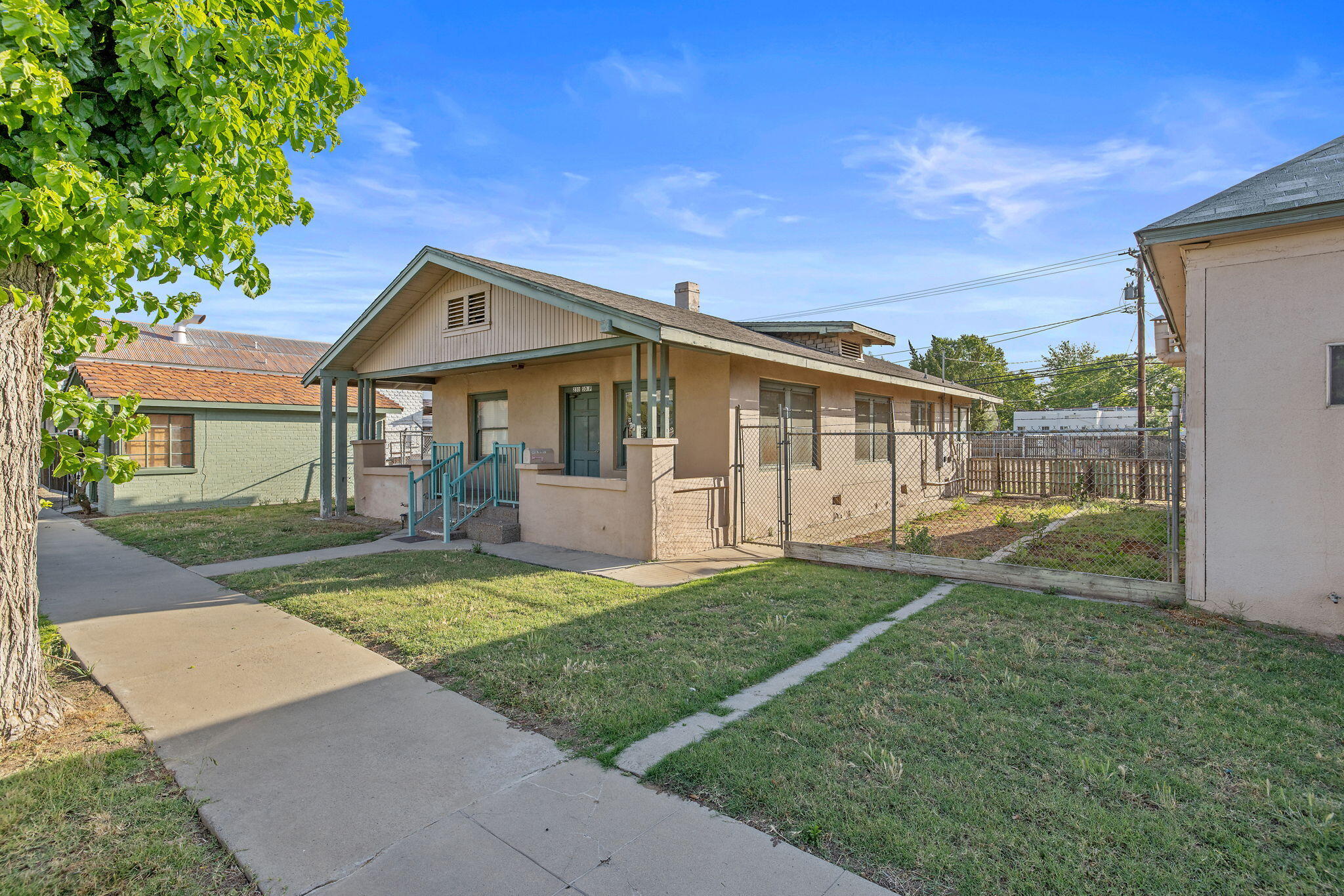 231 South F Street Exeter, CA 93221 - Photo 4 of 29 4-web-or-mls-713A7104