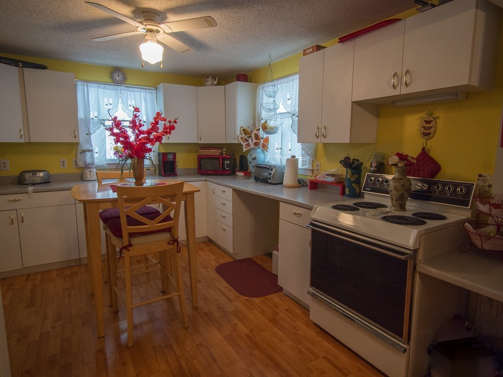 111 Wallace Road Fitchburg, MA 01420 - Photo 3 of 19 Gallery Image 3