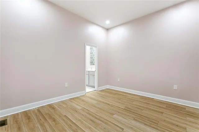 $2,000 | 2017 North Villere Street, Unit 2, New Orleans, LA 70116