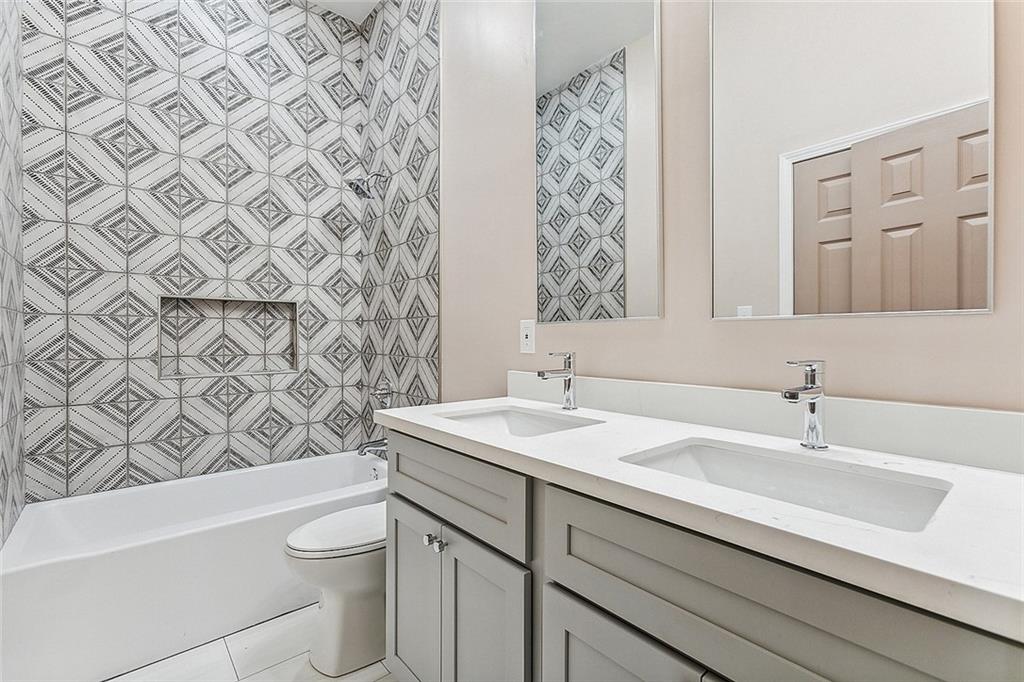 2017 North Villere Street, Unit 2 New Orleans, LA 70116 - Photo 10 of 15