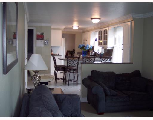 113 Fosterville Road Greensburg, PA 15601 - Photo 3 of 10 Kitchen.