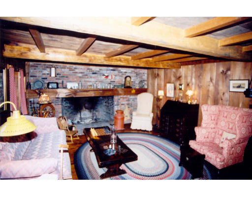 8 Pond Street Topsfield, MA 01983 - Photo 7 of 13 Gallery Image 7