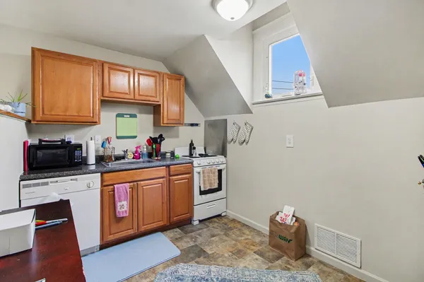 $229,000 | 805 Congress Street, Ypsilanti, MI 48197