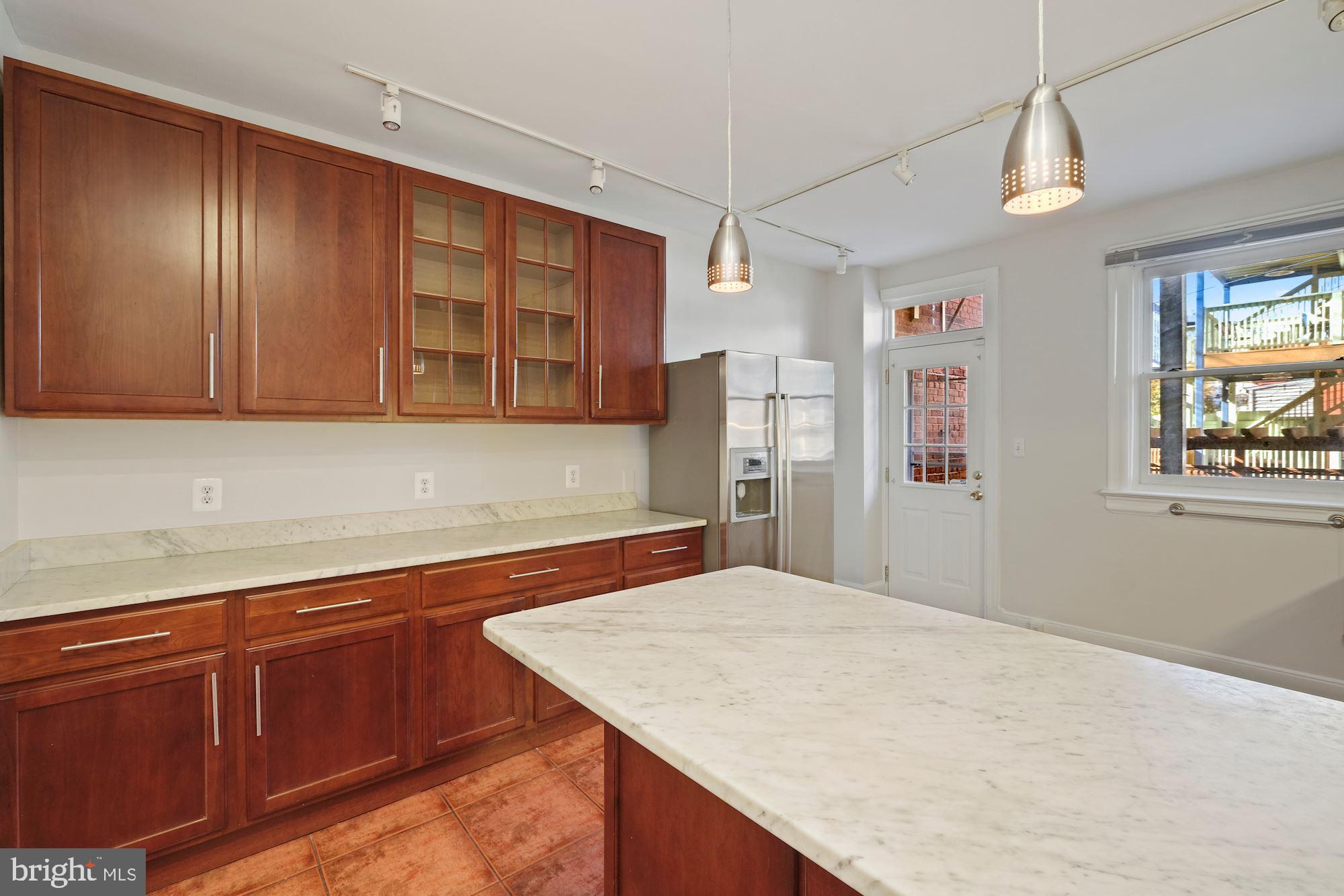 2724 13th Street Northwest Washington, DC 20009 - Photo 10 of 30