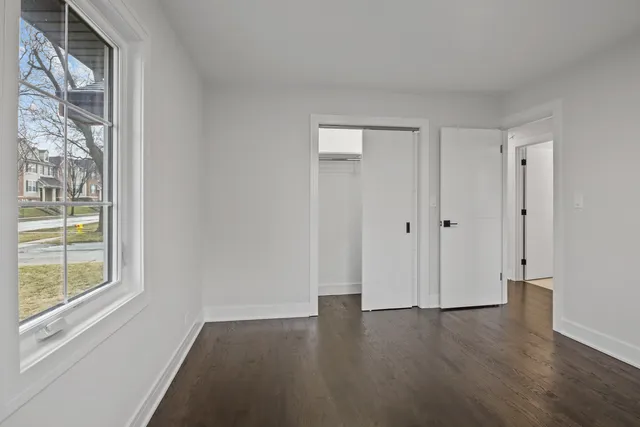 $379,900 | 212 North Louis Street, Mount Prospect, IL 60056