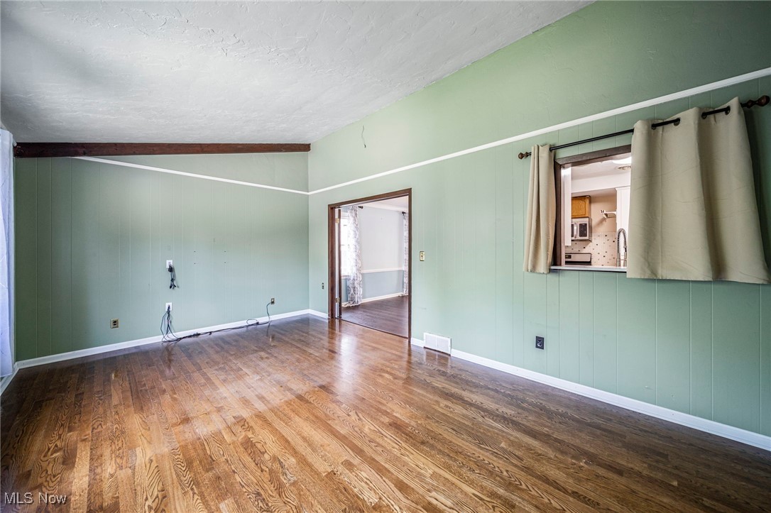 4069 Bushnell Road University Heights, OH 44121 - Photo 14 of 40