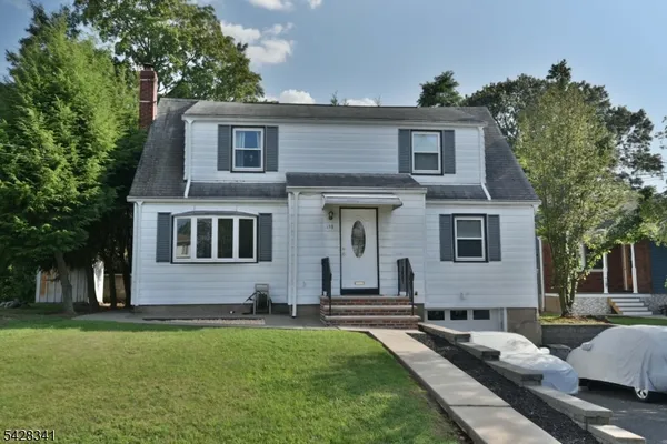 $1,750 | 176 Harding Place, Unit 2, Maywood, NJ 07607