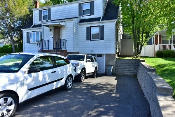 $1,750 | 176 Harding Place, Unit 2, Maywood, NJ 07607