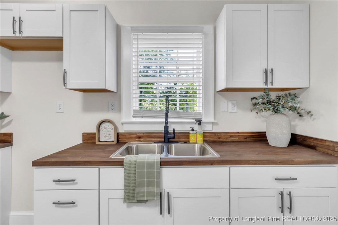 203 Trinity Street Fairmont, NC 28340 - Photo 13 of 34