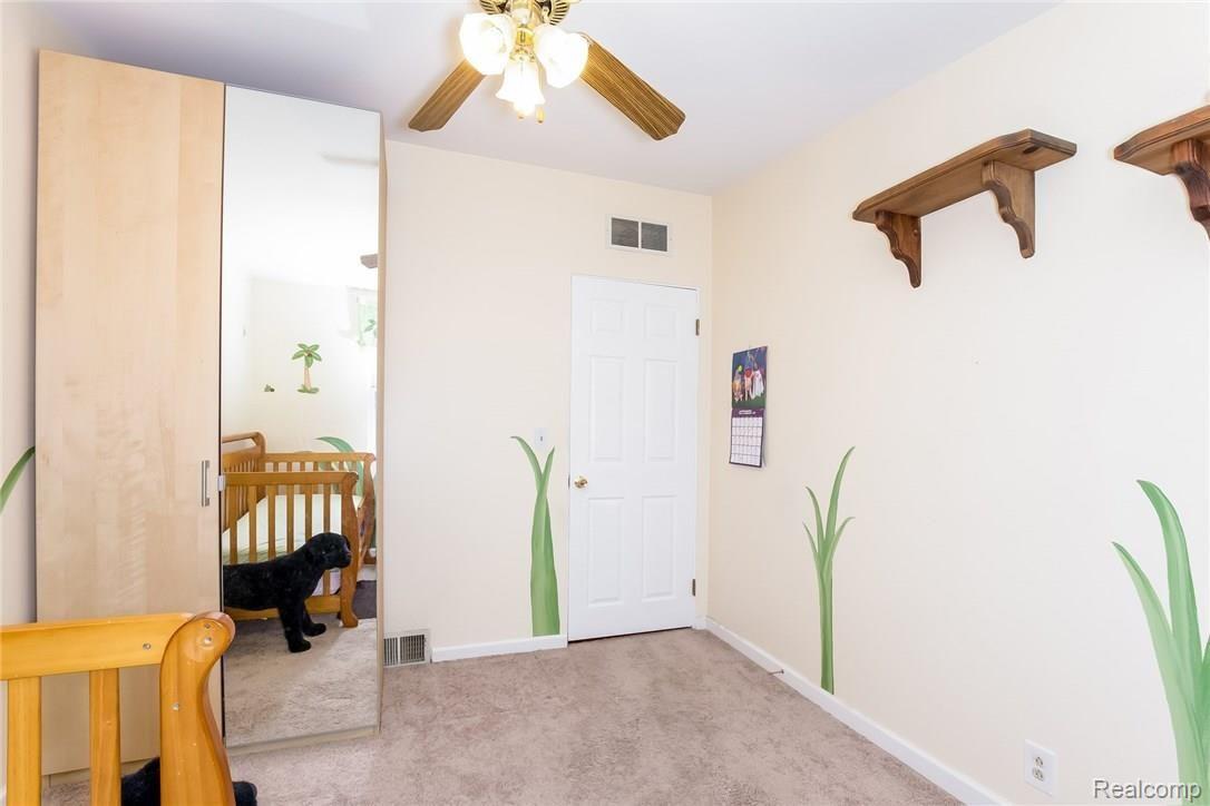 43043 Riggs Road Belleville, MI 48111 - Photo 14 of 32 015-Bedroom-4978777-medium.jpg