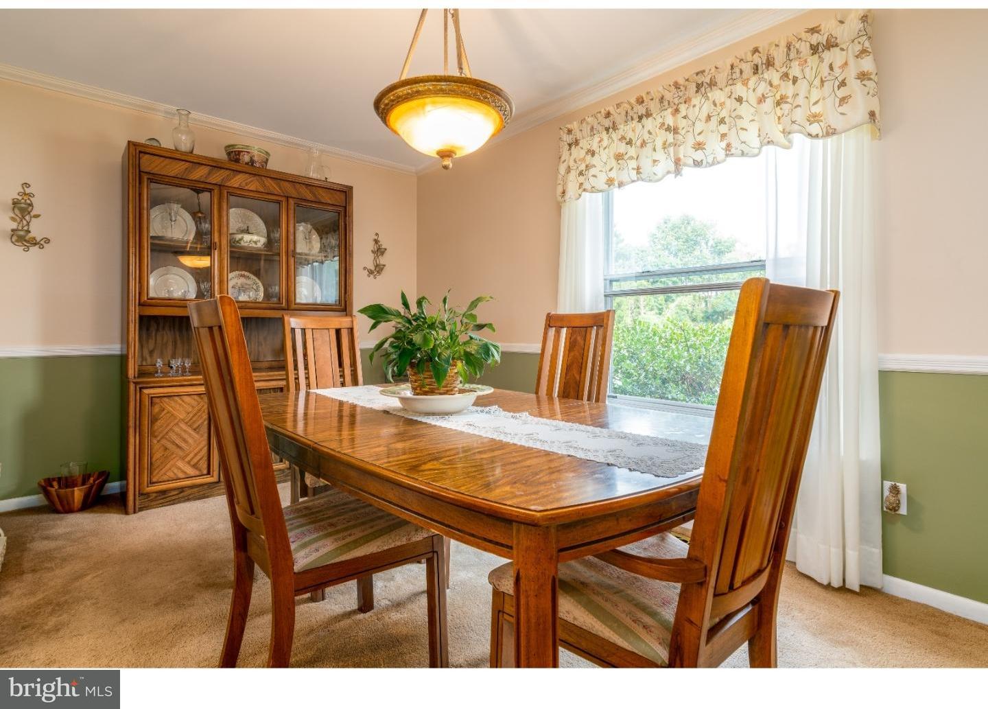 103 Tomlinson Road Philadelphia, PA 19116 - Photo 7 of 25 Dining Room