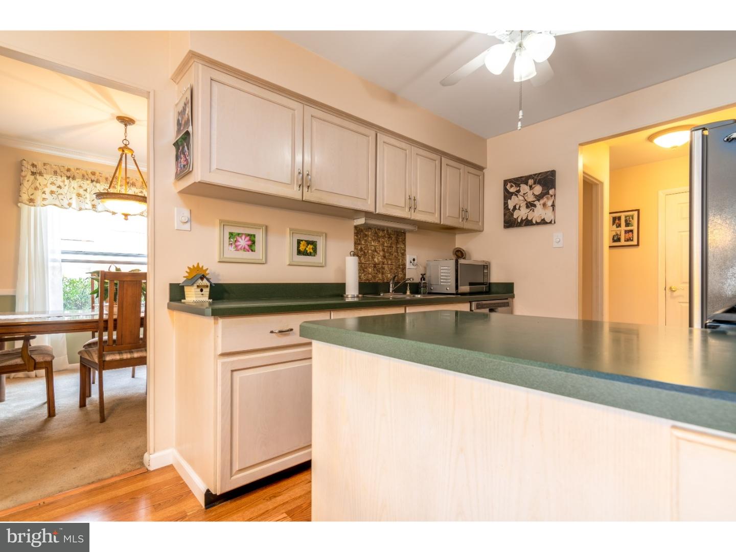103 Tomlinson Road Philadelphia, PA 19116 - Photo 9 of 25 Kitchen