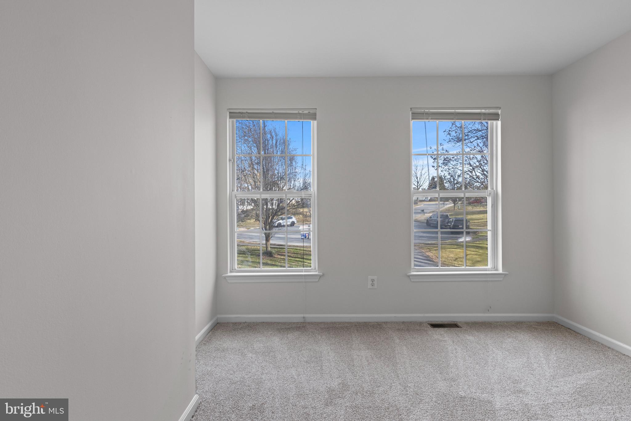 360 Yorklyn Road Oxford, PA 19363 - Photo 38 of 54 an empty room with windows