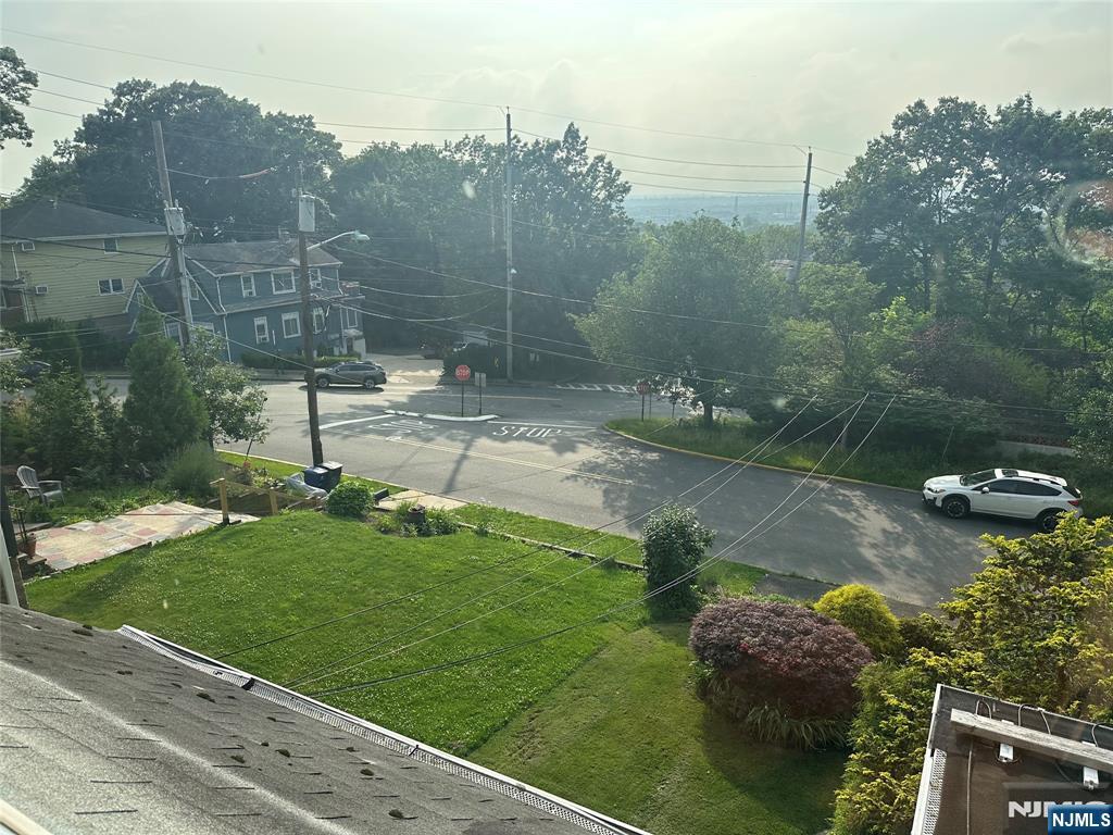 510 Studio Road, Unit 2 Ridgefield, NJ 07657 - Photo 1 of 10