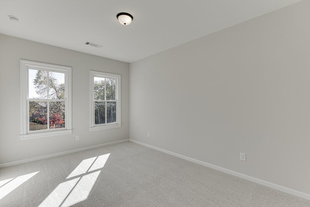 450 Thunder Road Buford, GA 30518 - Photo 34 of 81