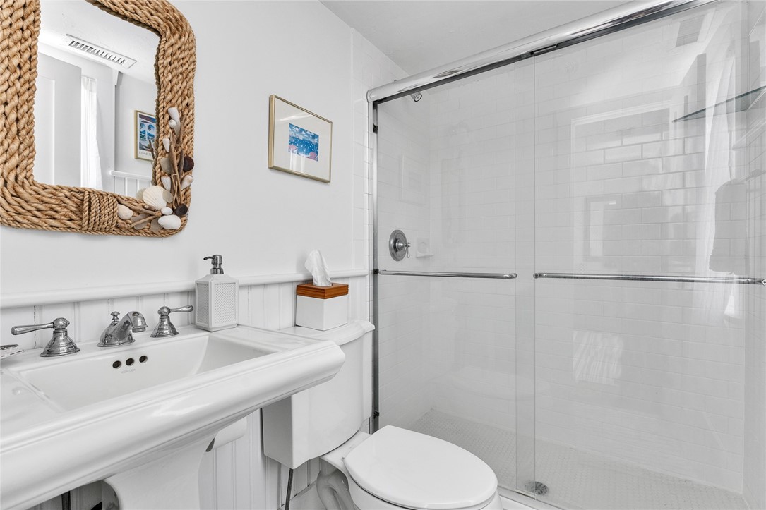 43 Noyes Neck Road Westerly, RI 02891 - Photo 14 of 40