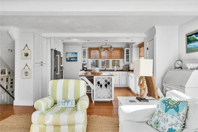 $2,975,000 | 43 Noyes Neck Road, Westerly, RI 02891