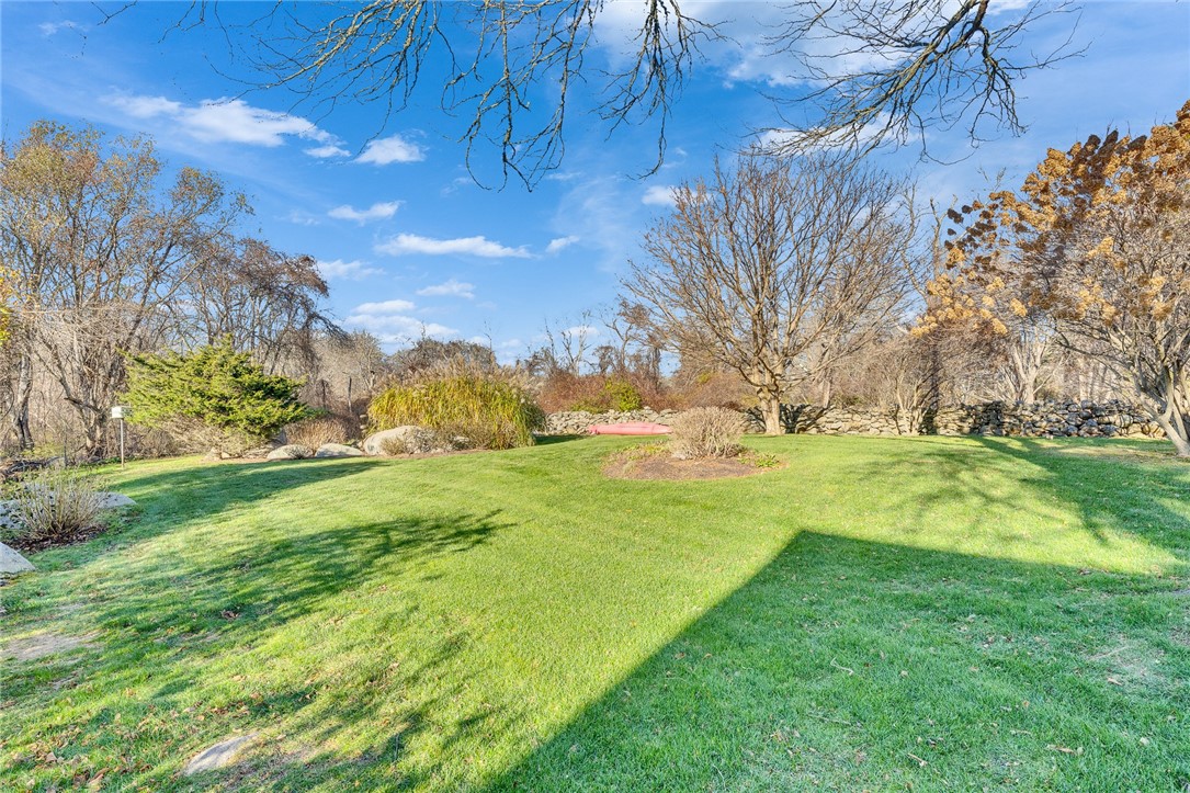 43 Noyes Neck Road Westerly, RI 02891 - Photo 33 of 40
