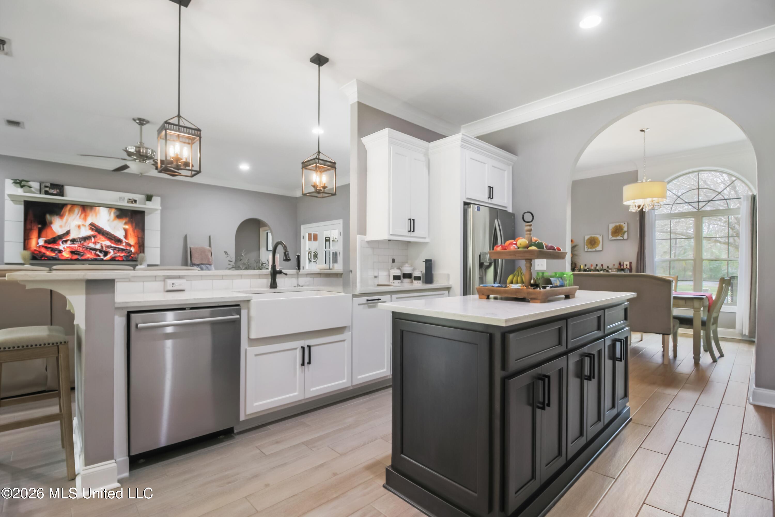 15548 Dobson Road D'Iberville, MS 39540 - Photo 18 of 55 Kitchen