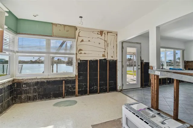 $725,000 | Undisclosed Address, Madeira Beach, FL 33708