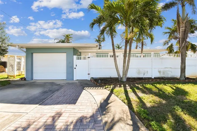 $725,000 | Undisclosed Address, Madeira Beach, FL 33708