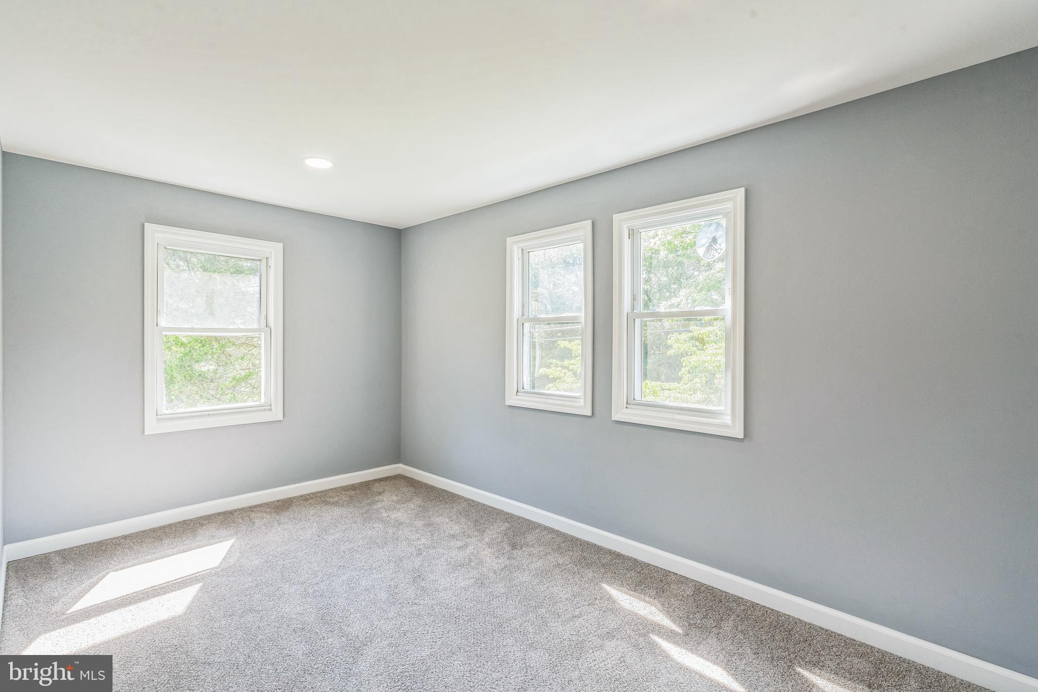 17 Sportsman Road Carneys Point, NJ 08069 - Photo 19 of 37