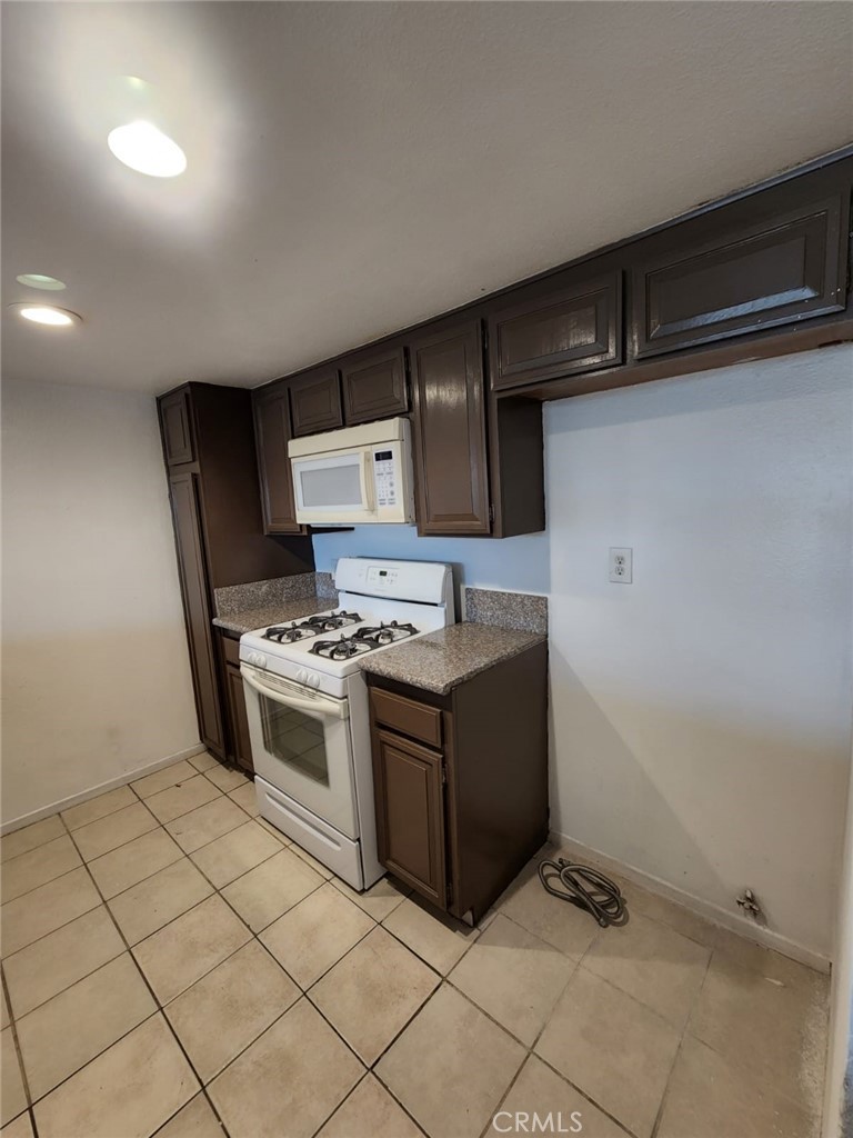 2061 Las Vegas Avenue, Unit 8 Pomona, CA 91767 - Photo 2 of 10 photo from before tenant moved in