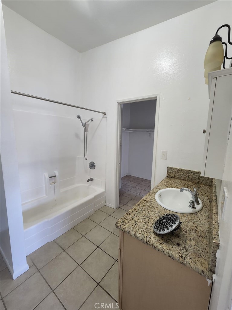 2061 Las Vegas Avenue, Unit 8 Pomona, CA 91767 - Photo 5 of 10 photo from before tenant moved in