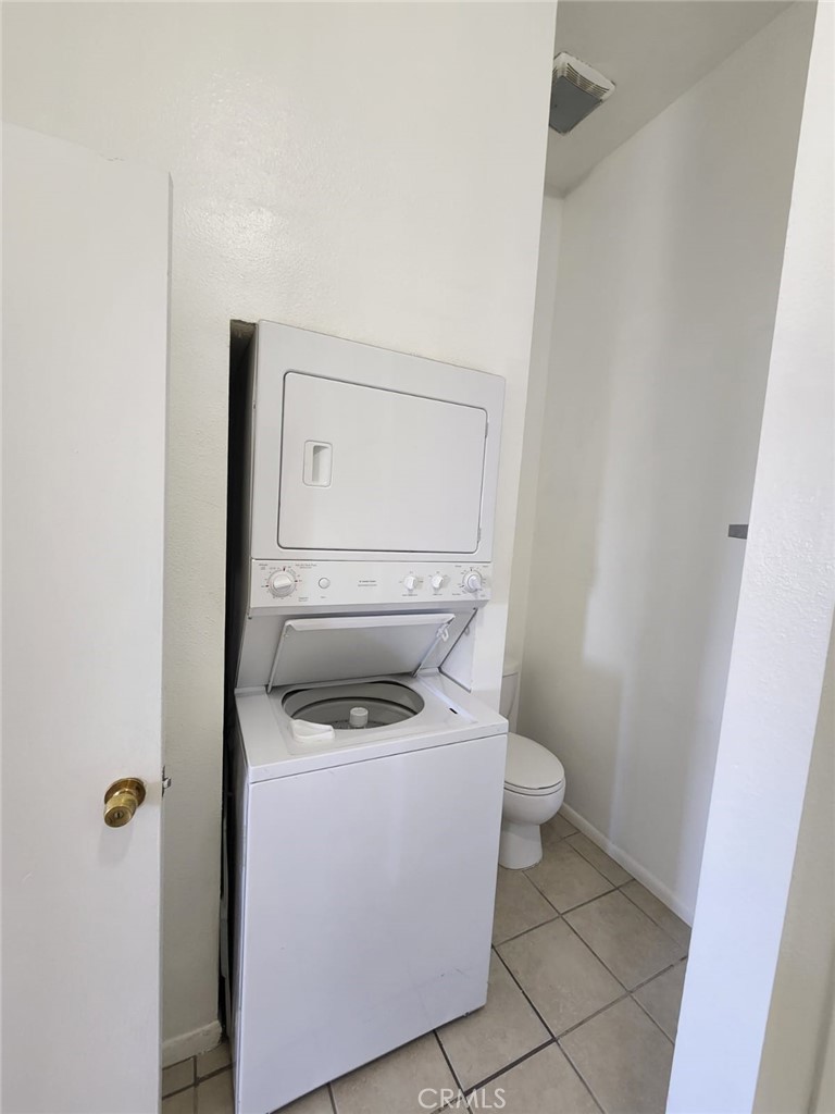 2061 Las Vegas Avenue, Unit 8 Pomona, CA 91767 - Photo 6 of 10 photo from before tenant moved in