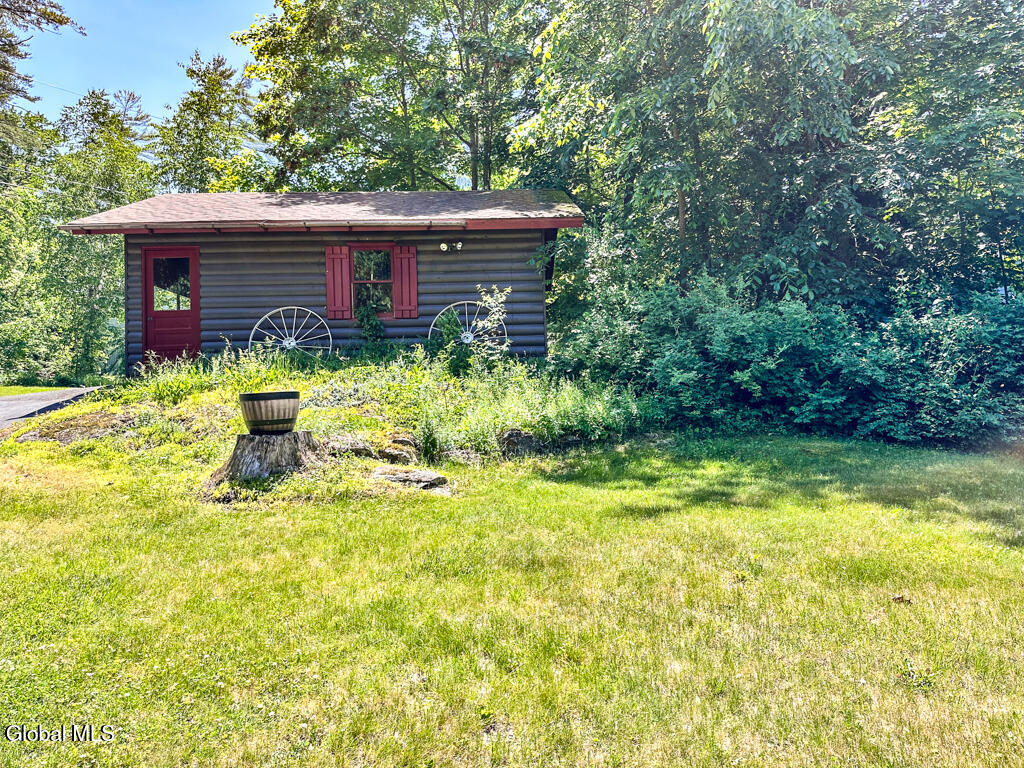 47 Hanneford Road Queensbury, NY 12804 - Photo 30 of 43 IMG_7979