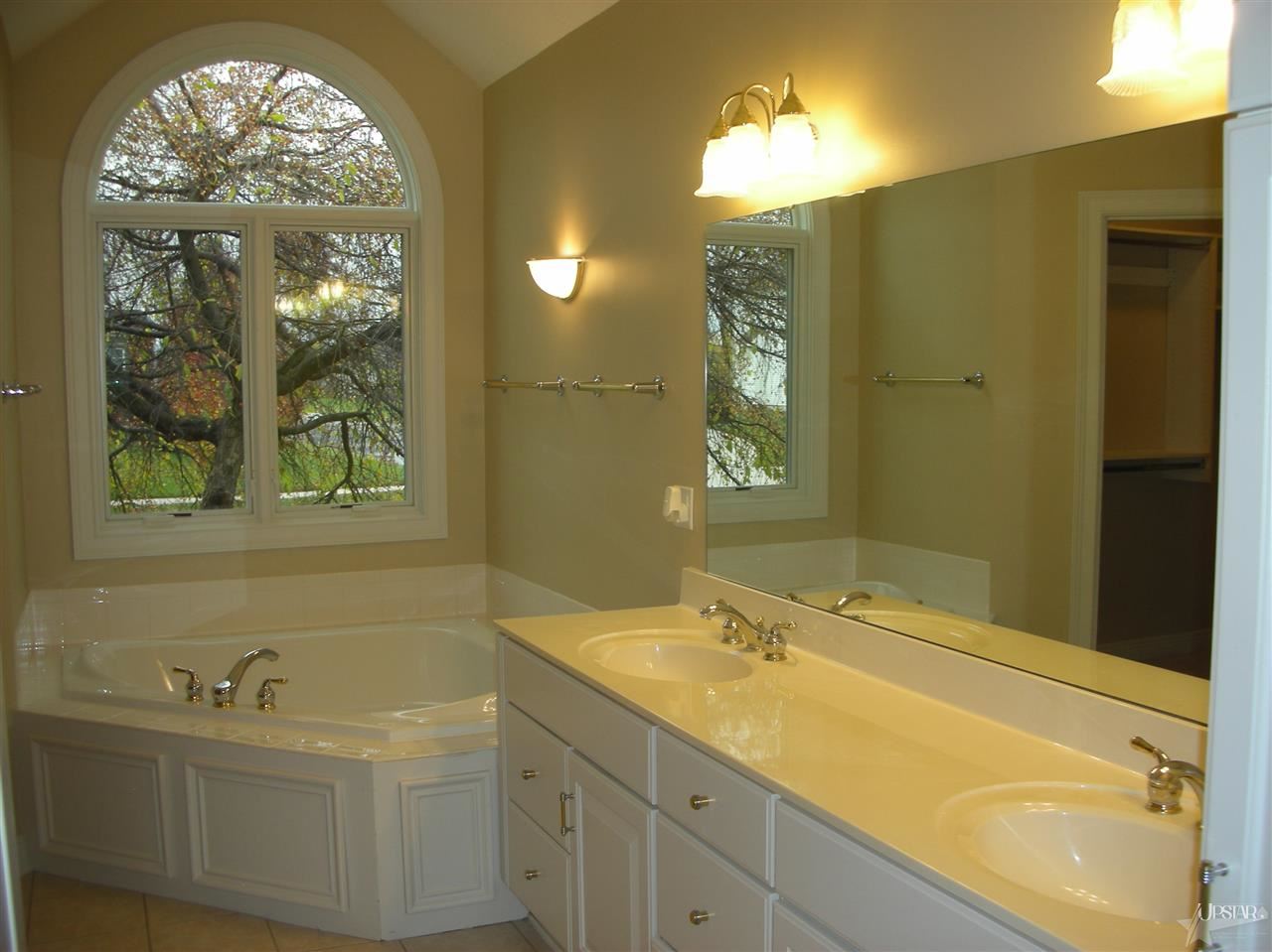 14419 Bridgestone Road Fort Wayne, IN 46814 - Photo 17 of 30 Gallery Image 17