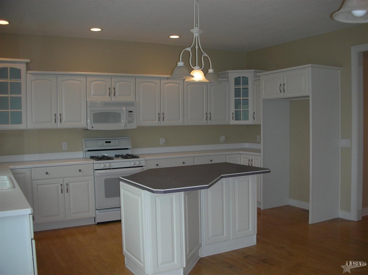14419 Bridgestone Road Fort Wayne, IN 46814 - Photo 7 of 30 Gallery Image 7
