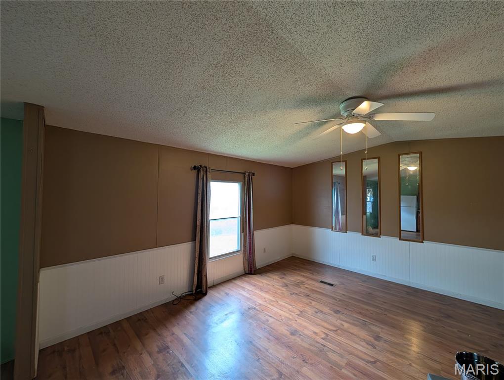 17221 Chicory Road Phillipsburg, MO 65722 - Photo 2 of 8