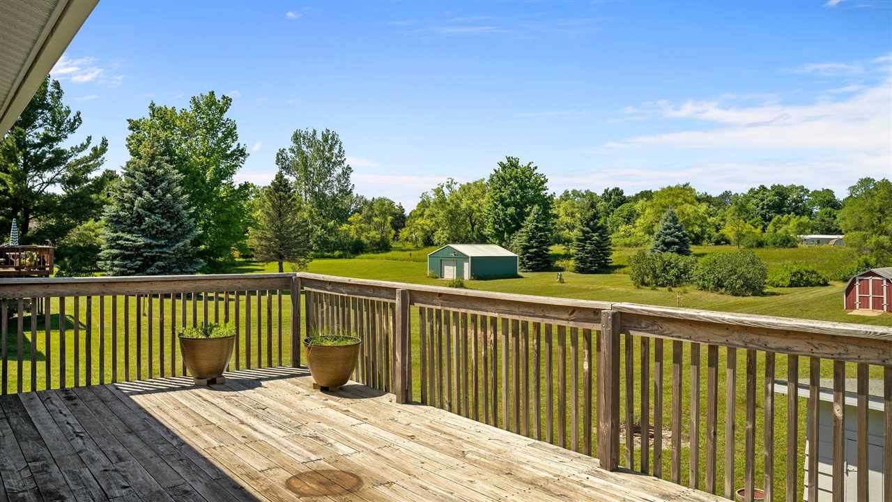 13386 Indian Road Kewadin, MI 49648 - Photo 18 of 32 1889826-17.JPG